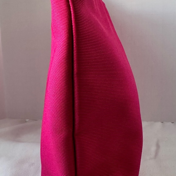 Yves Saint Laurent- Beautifully Soft Velvet Puff Heart Pink Magenta Clutch - Picture 4 of 12